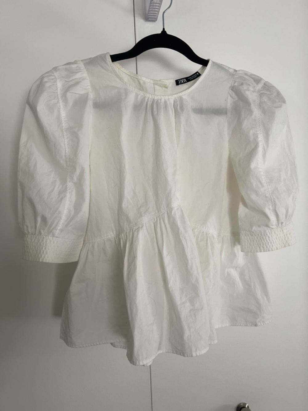 Zara White Puff-Sleeve Peplum Blouse